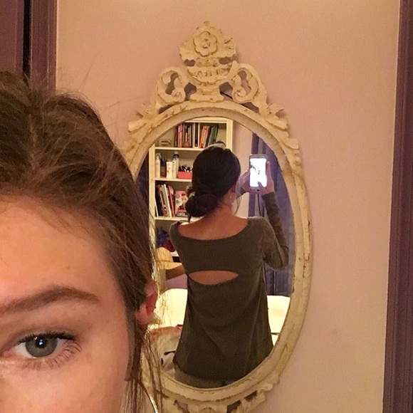 Sweater - Picture 3 of 3